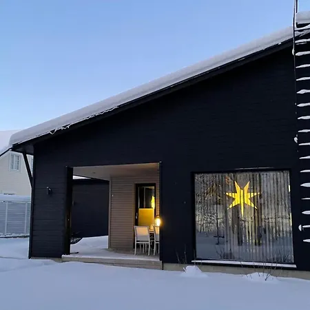 Modern House Nearby The Semesterbostad *